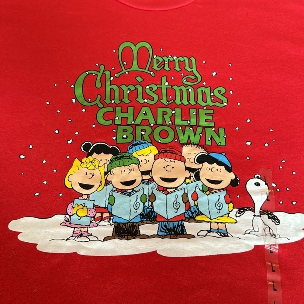 Peanuts CHARLIE BROWN CHRISTMAS T SHIRT